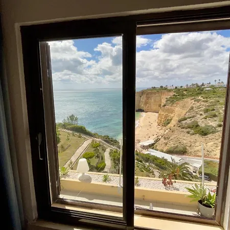 Apartamento In Opposite Of Colina Sol 1108