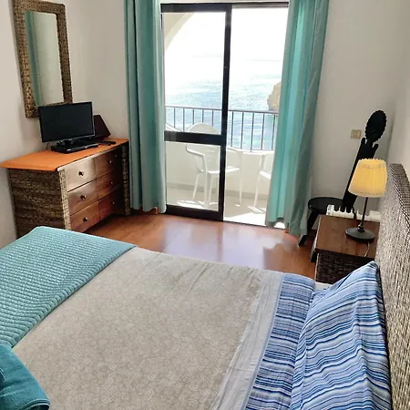 Apartamento In Opposite Of Colina Sol 1108