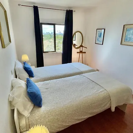 In Opposite Of Colina Sol 1108